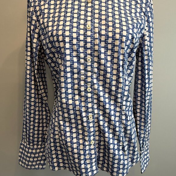 NEW Tommy Hilfiger women's large navy/white STRETCH button down long shirt - Picture 4 of 5